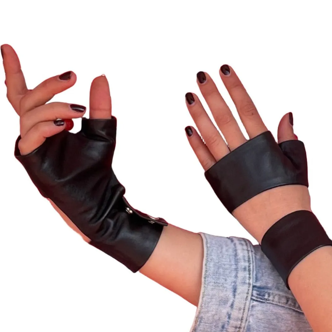 Black Spring Gloves – Stylish, Chic, and Perfect for Every Occasion