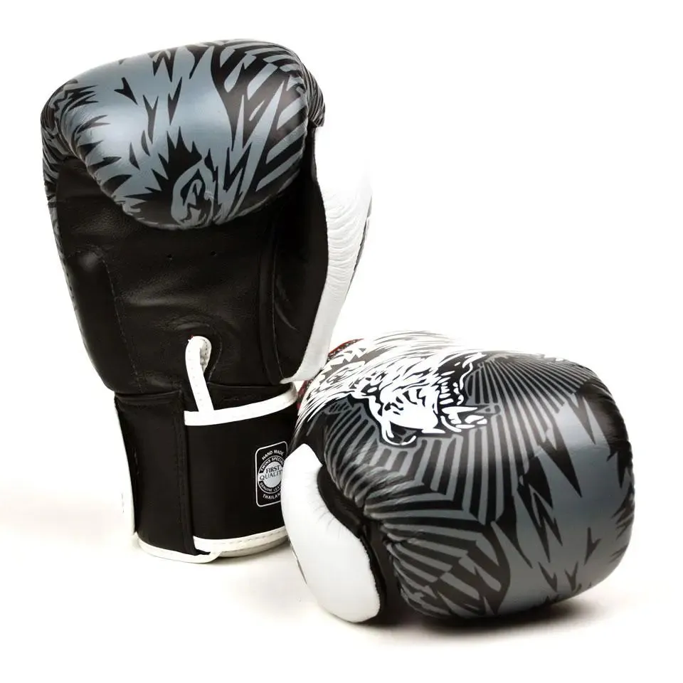 Twins White Wolf Boxing Gloves